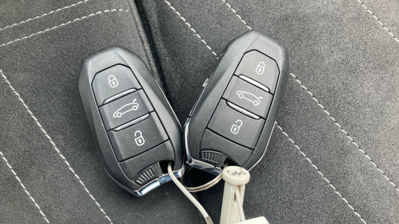 Vauxhall Grandland 1.2 Turbo Ultimate 5dr Petrol Hatchback